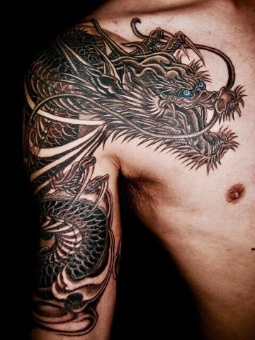 龍 ヌキの 虹夜 刺青処