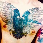 製作中の鷲のタトゥー