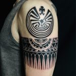 Tribal tattoo. Maze